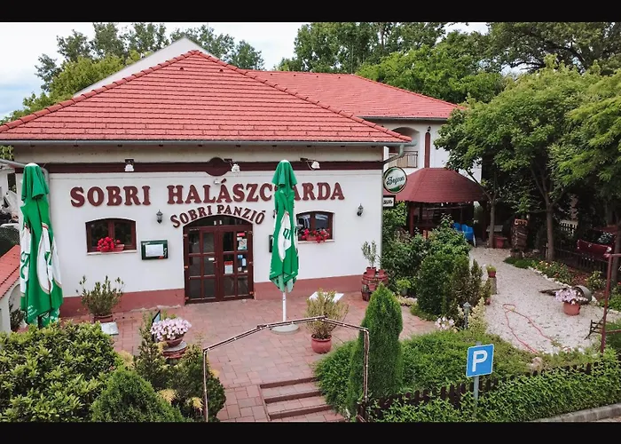Sobri Halaszcsarda Es Panzio