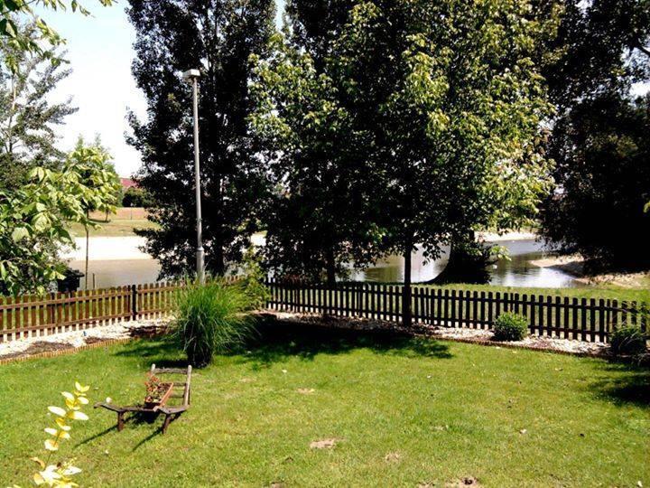 Maison d'hôtes Sobri Halászcsárda és Panzió